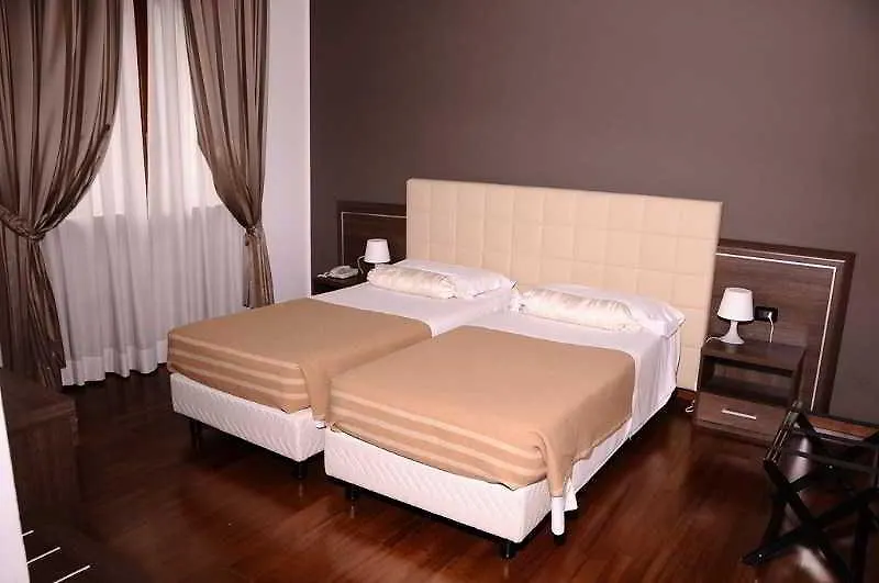 Hotel Milano Palmanova İtalya