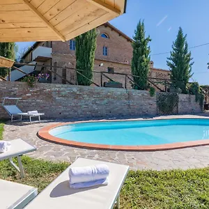podere-albereto.it-tuscanyhotel.com/